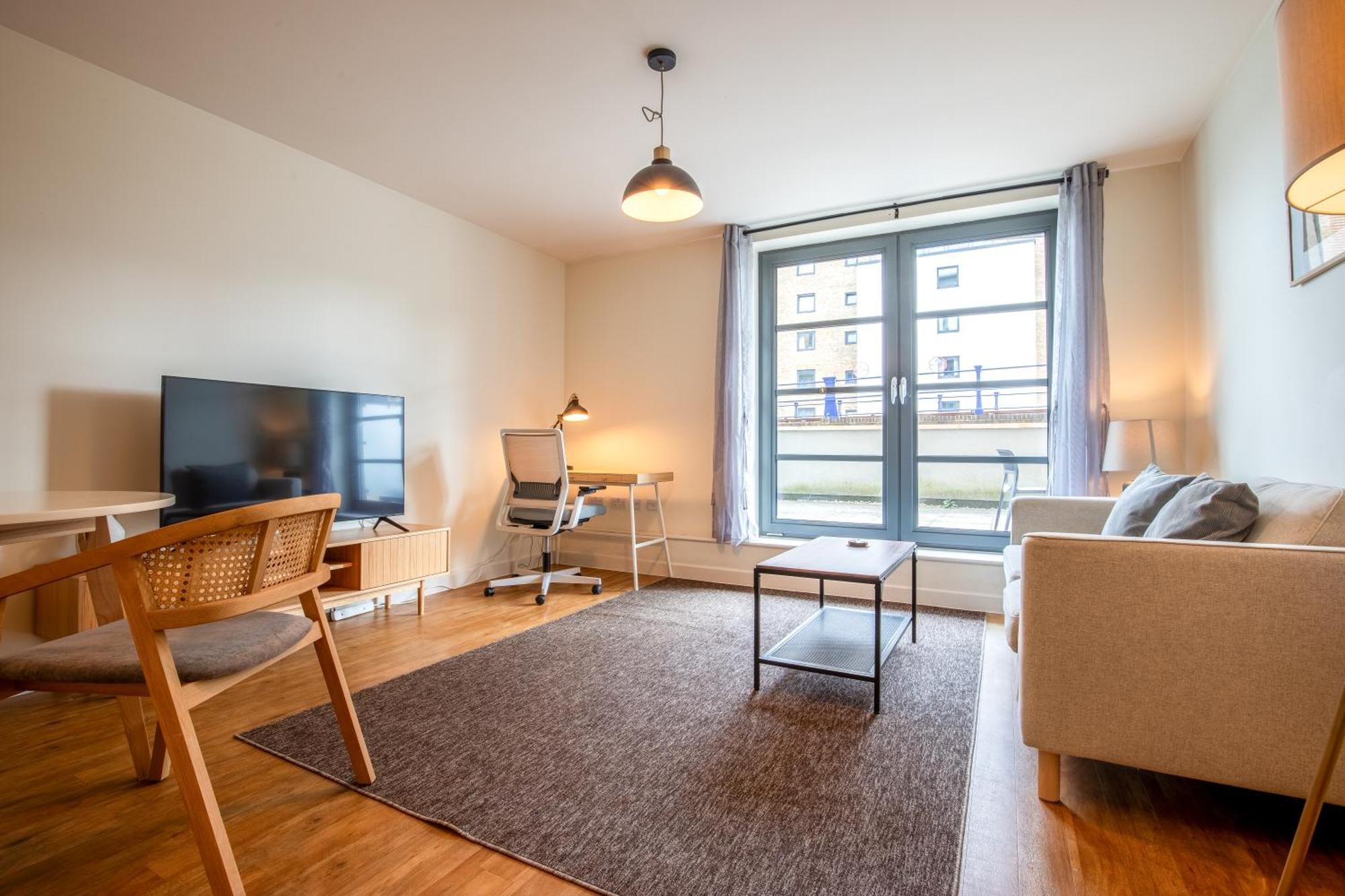 Londwell, & Limehouse Balcony - Views
